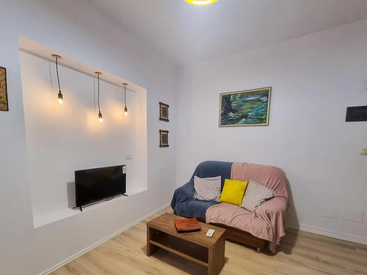 Cozy Apartment In City Center Tirana 0*,  Albania
